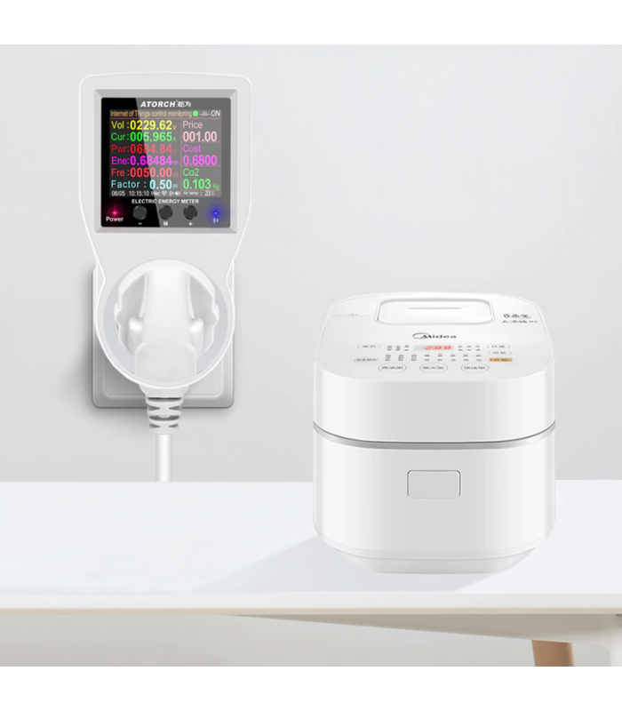 Licznik energii TUYA WiFi do gniazdka z przekaźnikiem 16A